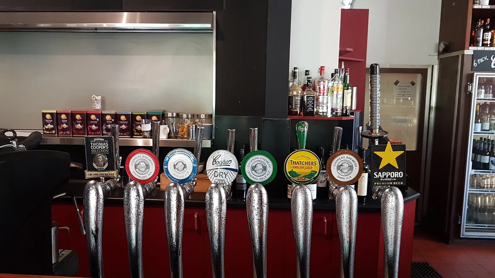 A brace of taps at the Earl of Aberdeen Hotel, the "Coopers Alehouse". At least six pour varieties brewed by the Coopers company.