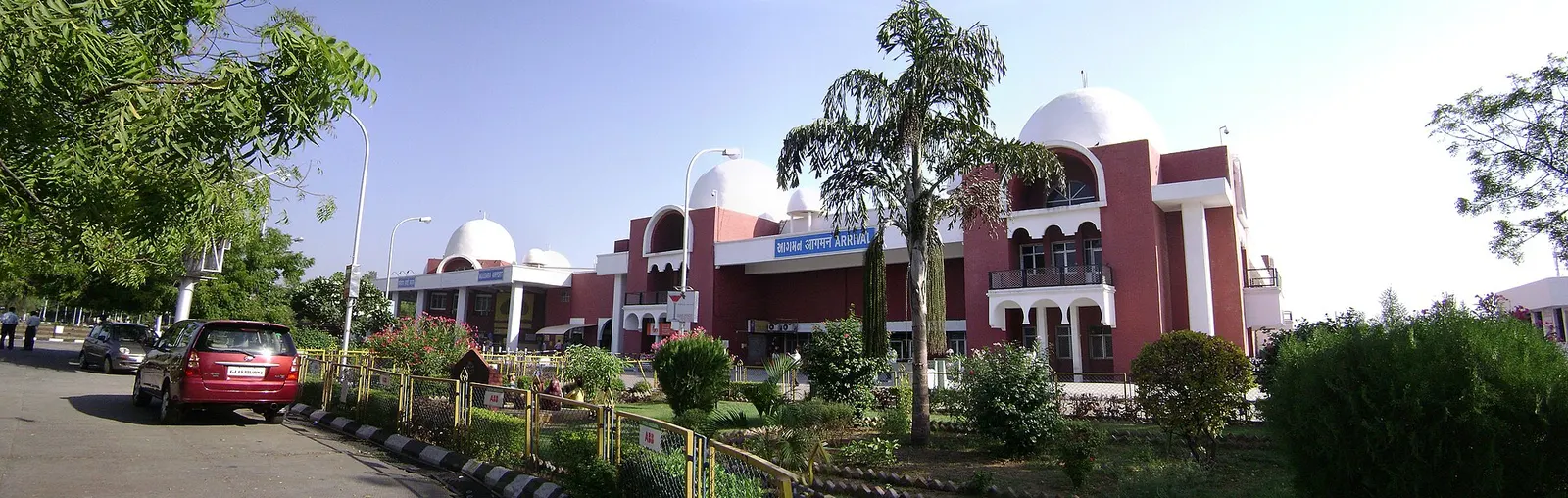 Panoramic view of Vadodara Airport (BDQ) terminal and apron at Harni.