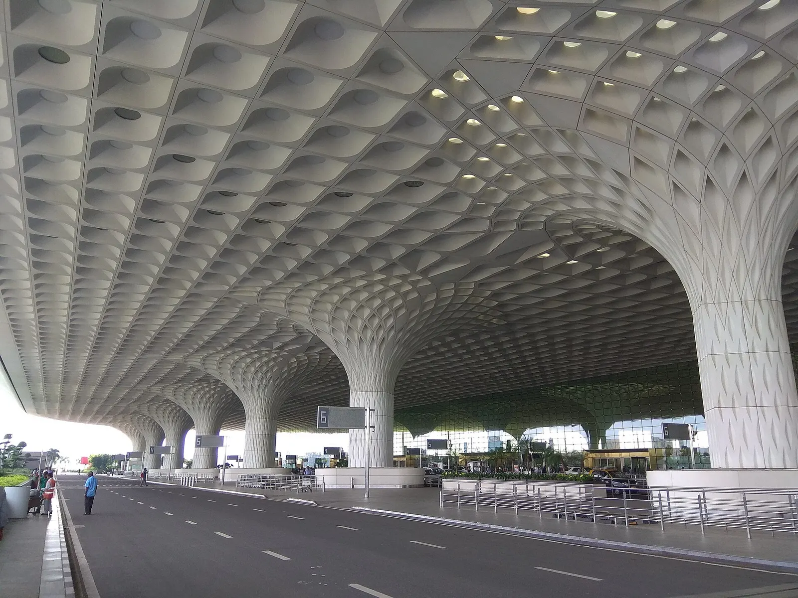 Chhatrapati Shivaji Maharaj International Airport DEPARTURE