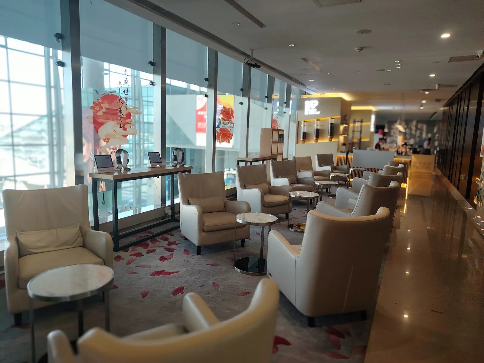 View inside the China Southern Pearl First and Business Class Lounge at Guangzhou Baiyun International Airport.