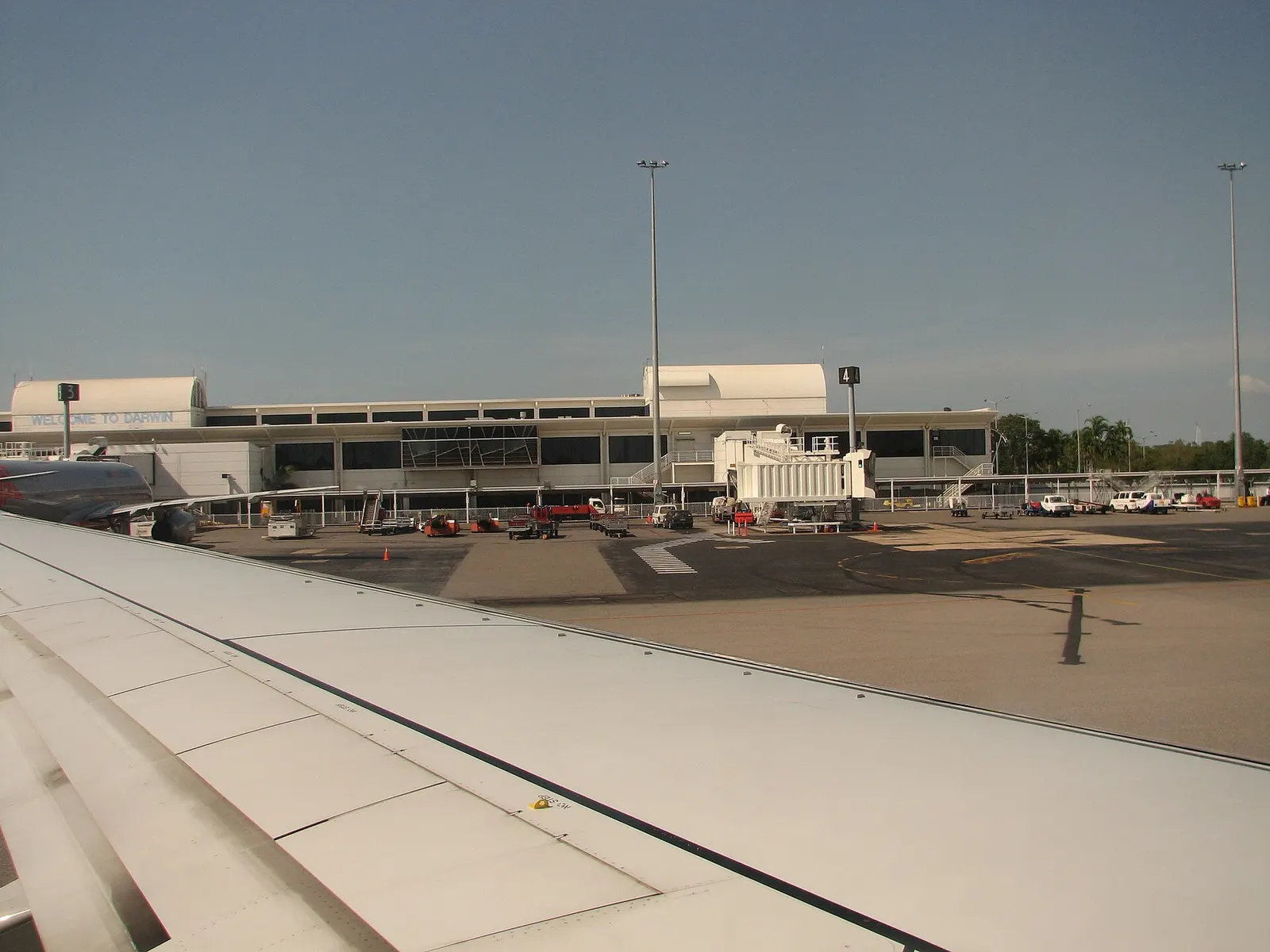 A view of the Darwin Airport Air Terminal from the airside in October 2007.