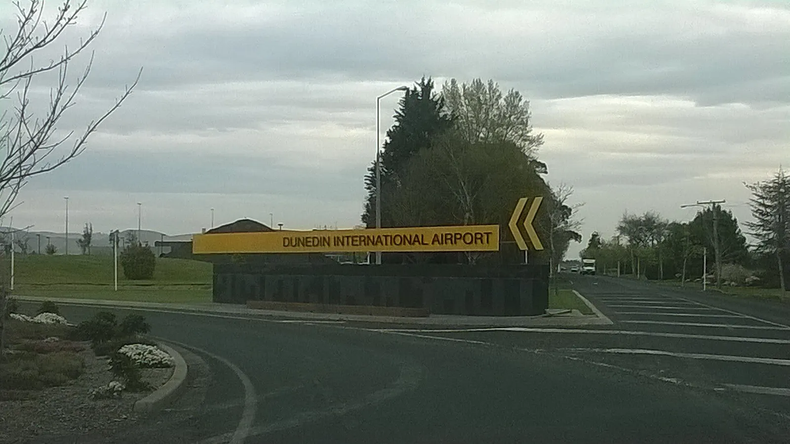 Dunedin Airport welcome sign, 2014