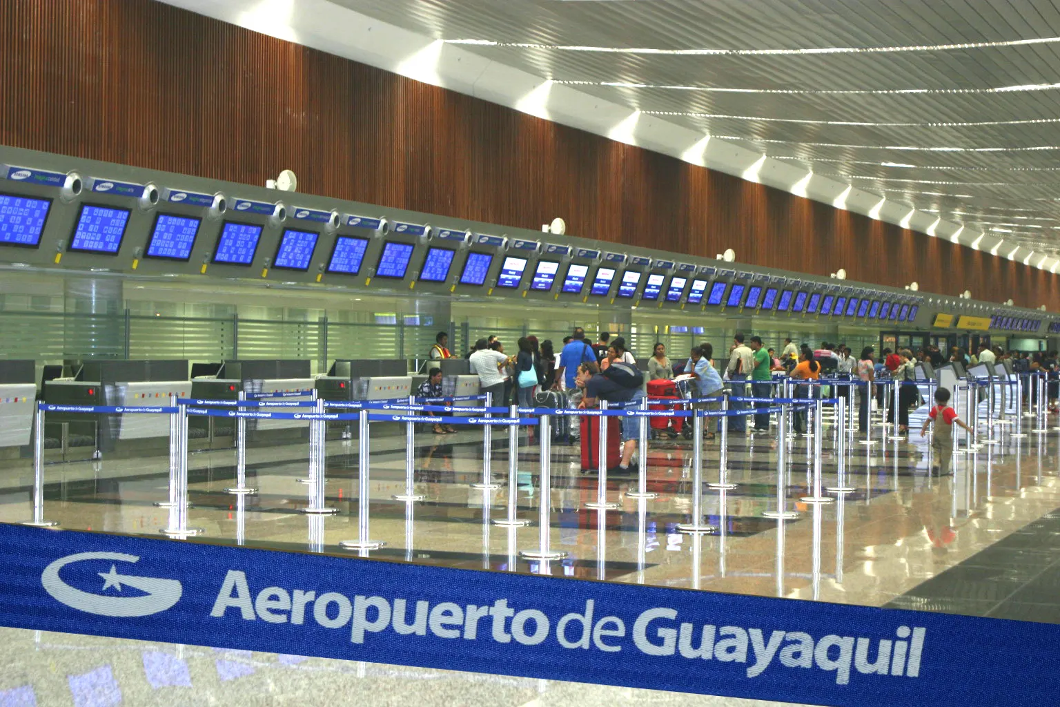 José Joaquín de Olmedo International Airport.
