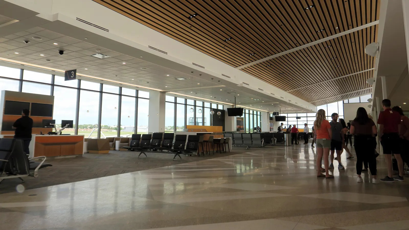 Renovated Lincoln Airport gate hall on 30 May 2023, the day before the new holdroom opened to travelers