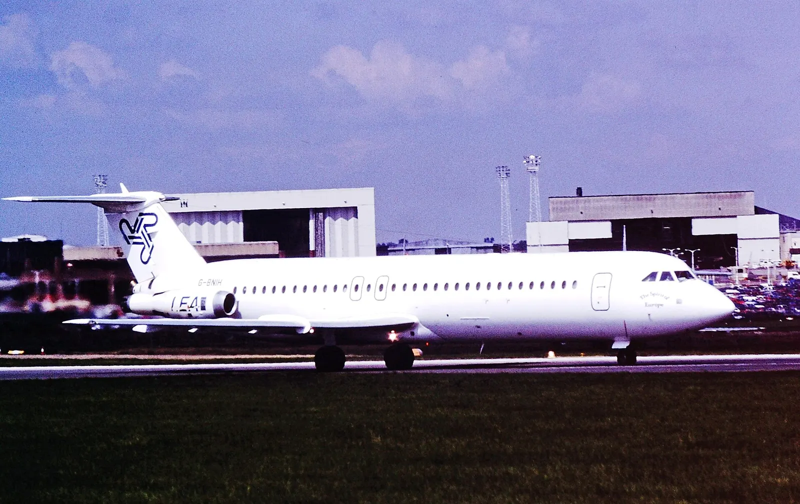 G-BNIH BAC 1-11 London European Airways taxing for departure Luton airport 03-08-1988
