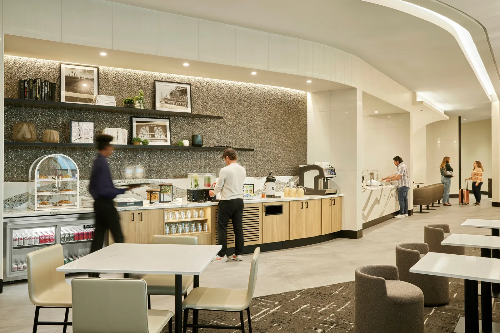 Buffet and food station in The Club Central Market at Chicago Midway (MDW).