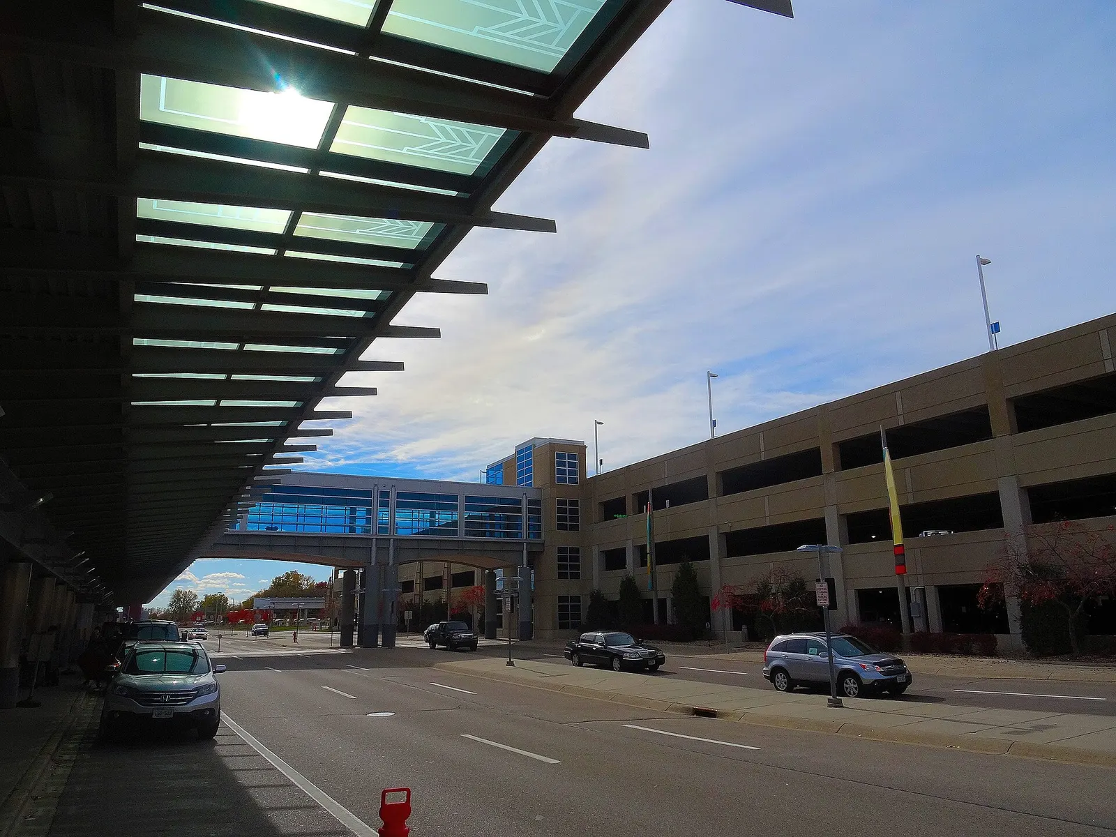 Landside curb and entrance canopy at Dane County Regional Airport in Madison, photographed in October 2015 before the South Terminal expansion.