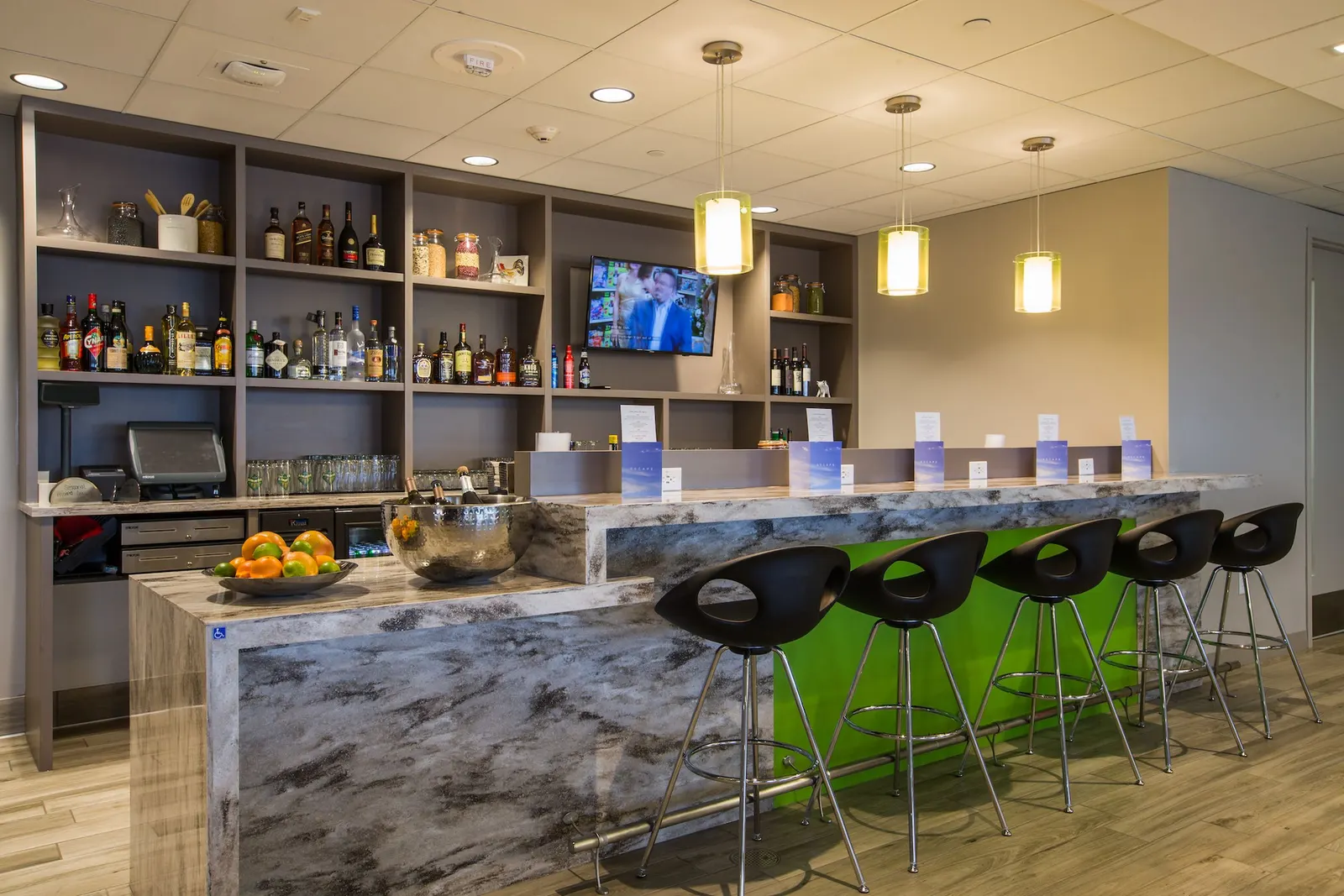 Bar in the Escape Lounge at Minneapolis-Saint Paul International Airport (MSP).