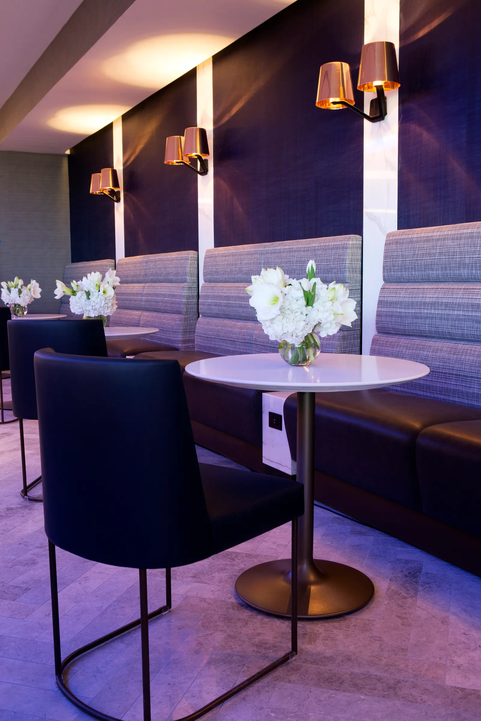 Dining table setting in the United Polaris Lounge at Chicago O'Hare (ORD).