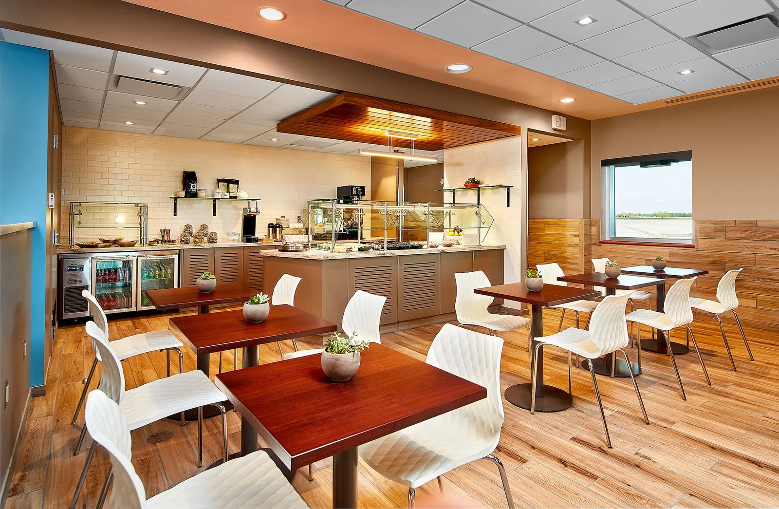 Dining area in the Escape Lounge at Rhode Island T.F. Green International Airport (PVD).